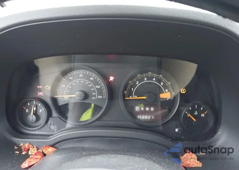 2016 Jeep Compass Sport z USA, uszkodzony, nr VIN 1C4NJCBA6GD525397